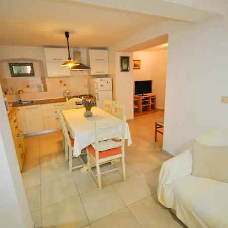 Apartment Miro *