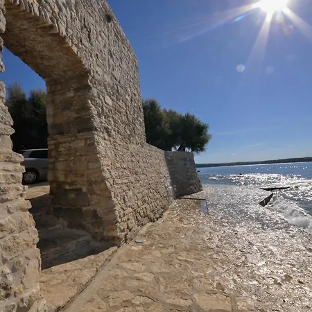 Apartment Miro Novigrad (Istria)
