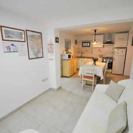 Apartment Miro